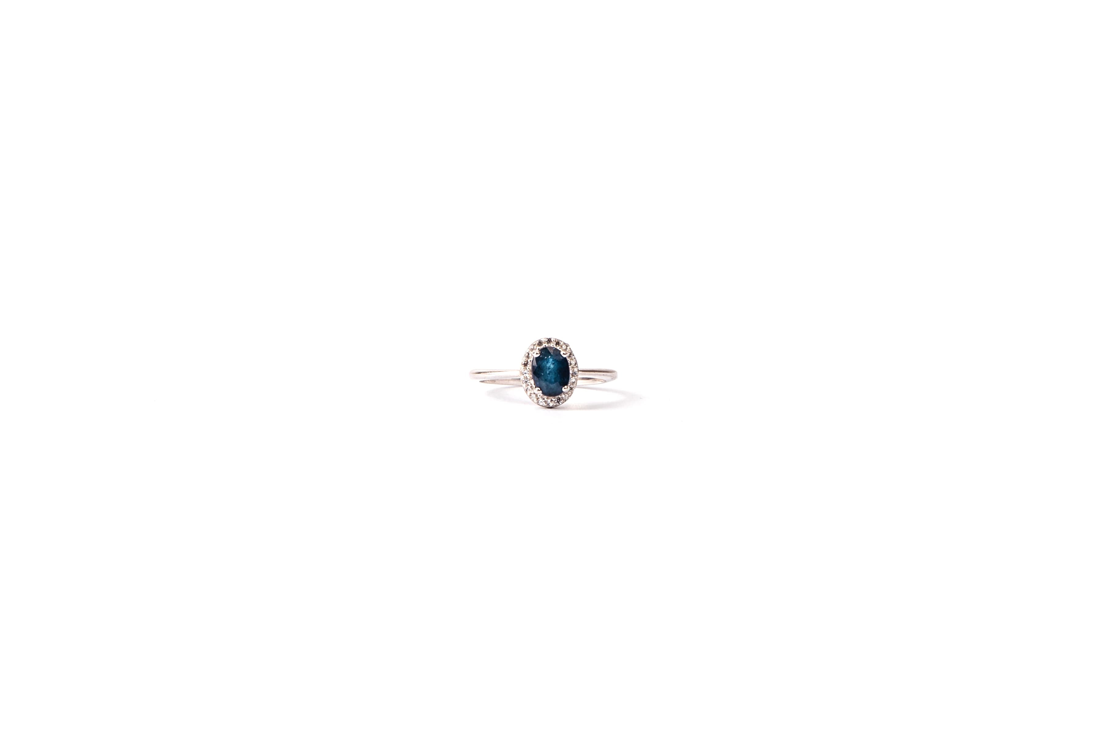 Anillo Lady Di zafiro