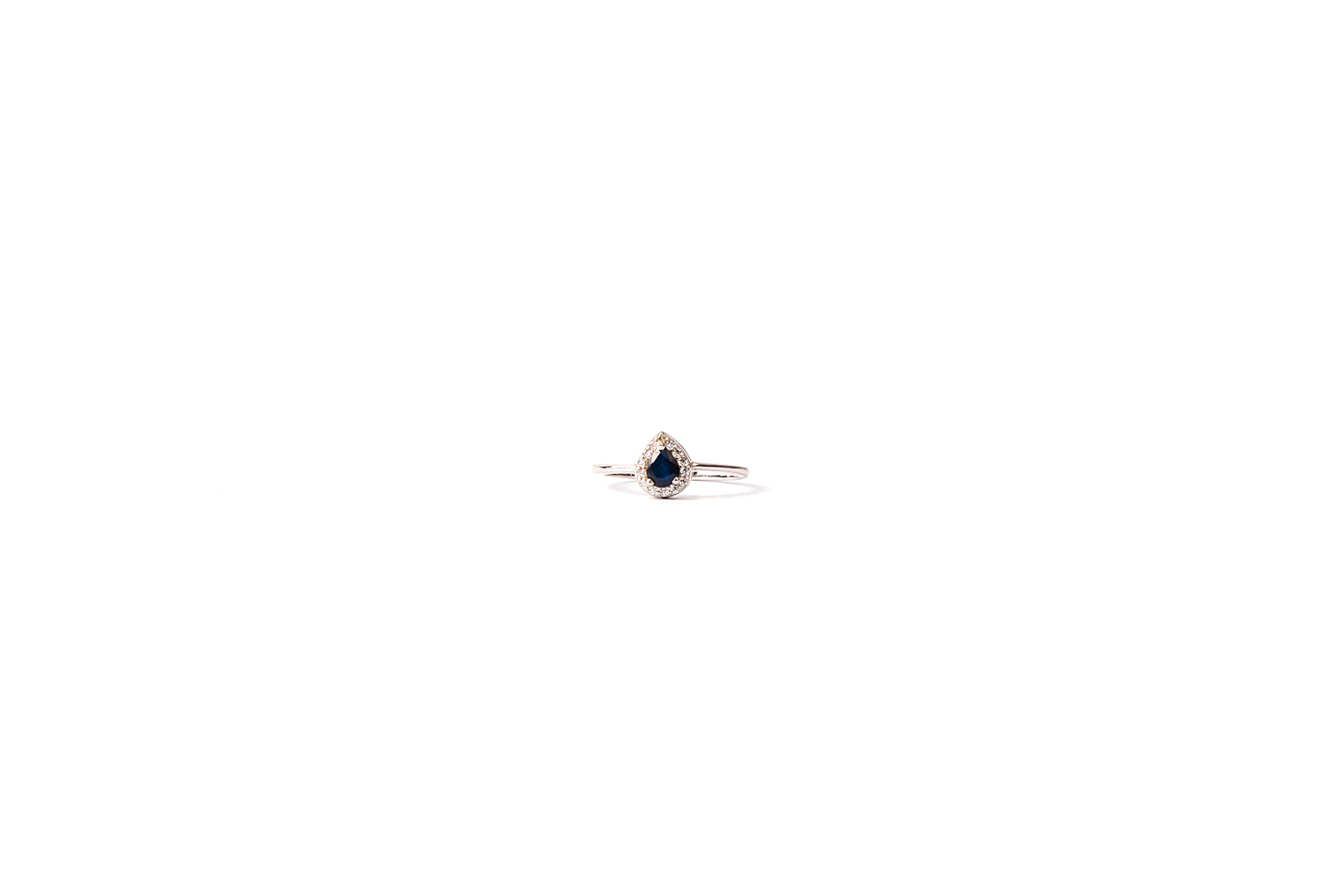 Anillo gota zafiro