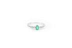 Anillo Oval Esmeralda