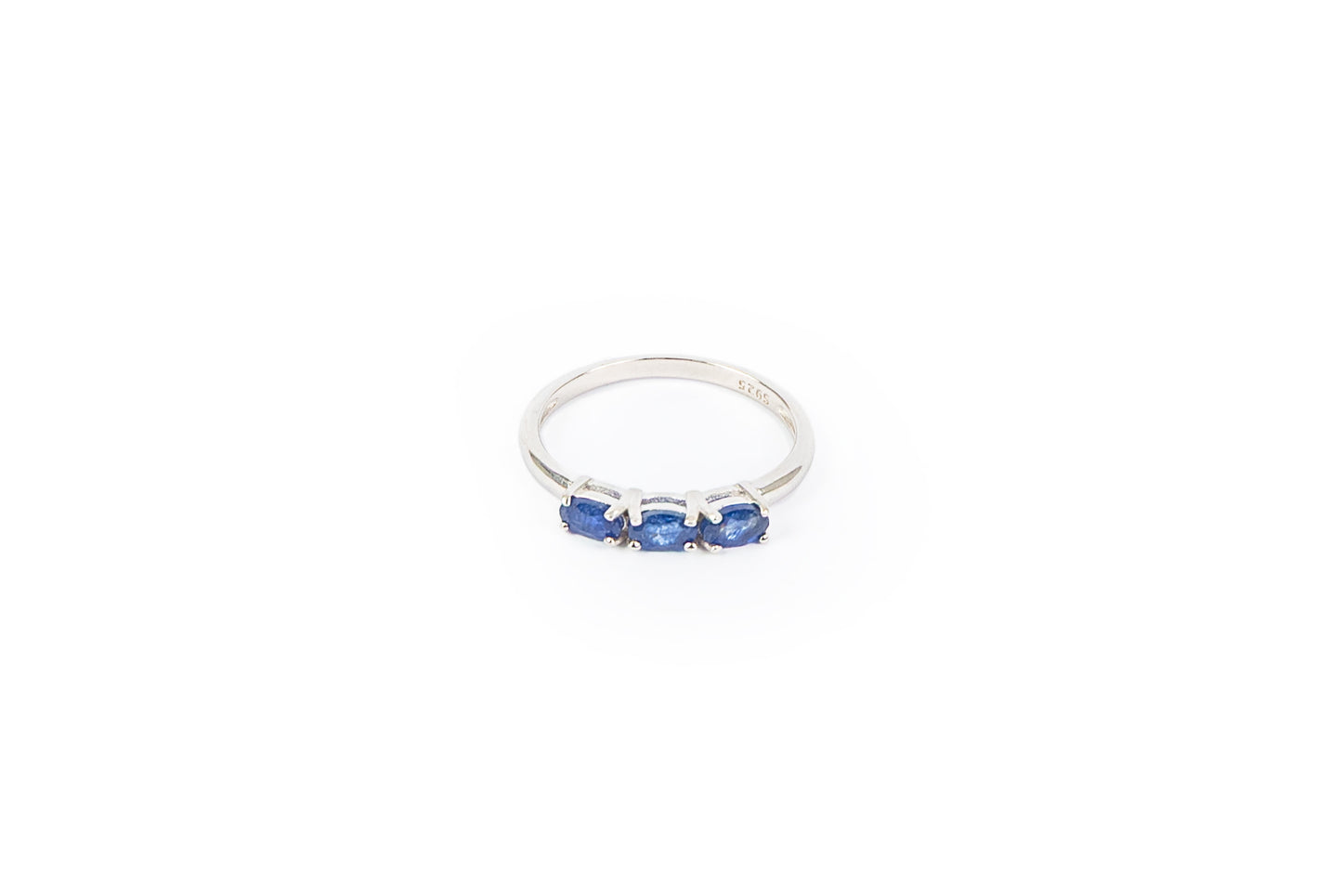 Anillo 3 piedras zafiro